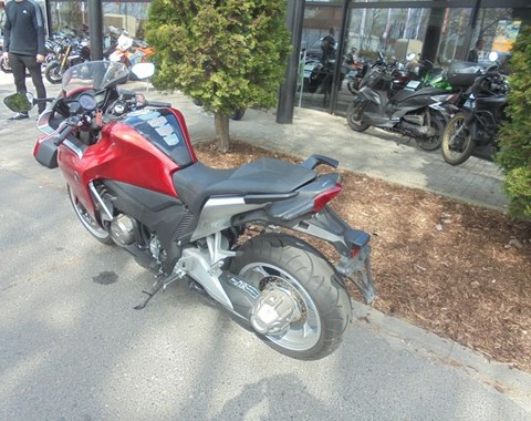 zum Vergrössern bitte anklicken!