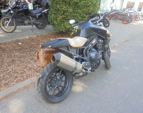 zum Vergrössern bitte anklicken!