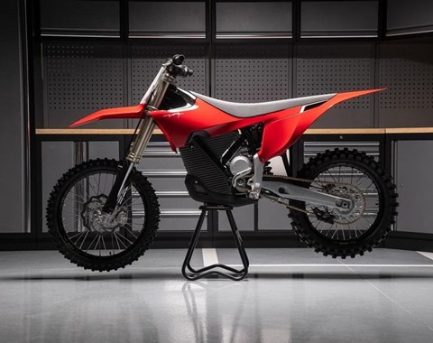 zum Vergrössern bitte anklicken!