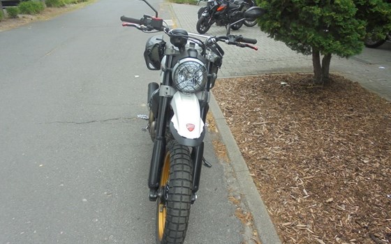 Gebrauchtmotorrad Ducati Scrambler 1100 - Bild 5