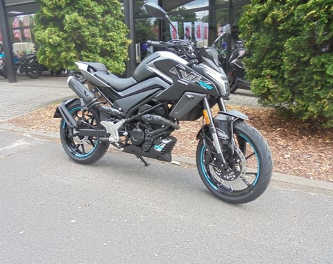 zum Vergrössern bitte anklicken!