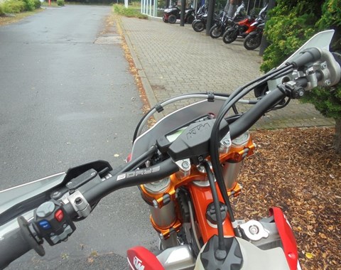 zum Vergrössern bitte anklicken!