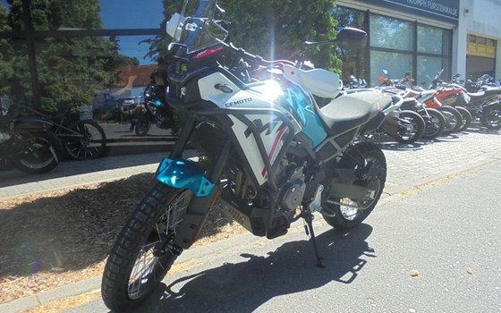 Gebrauchtmotorrad CFMOTO 450MT - Bild 2