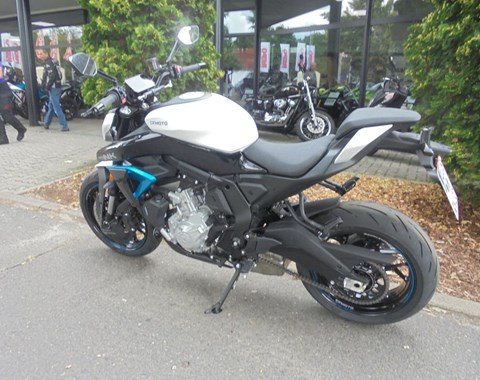 zum Vergrössern bitte anklicken!