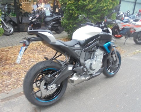 zum Vergrössern bitte anklicken!