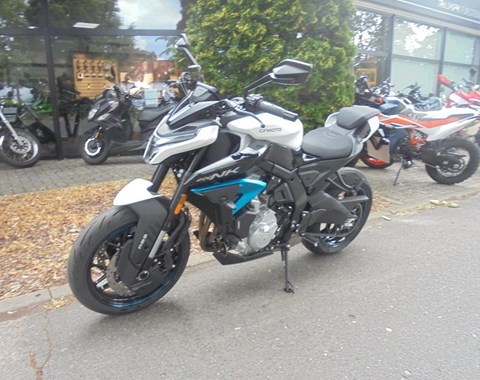 zum Vergrössern bitte anklicken!