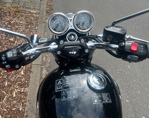 zum Vergrössern bitte anklicken!