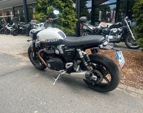 zum Vergrössern bitte anklicken!