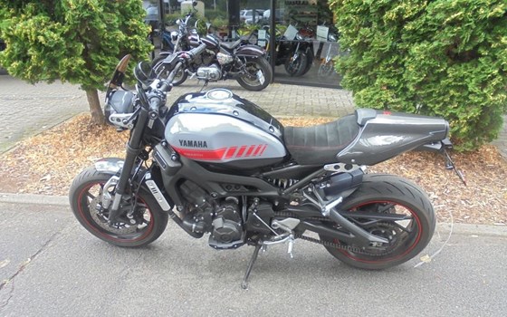 Gebrauchtmotorrad Yamaha XSR900 Abarth - Bild 3