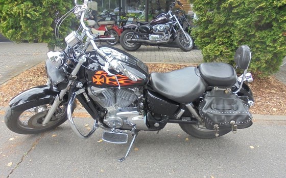 Gebrauchtmotorrad Honda VT1100 C Shadow - Bild 9