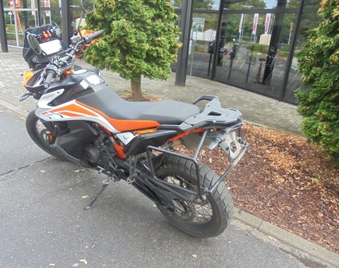 zum Vergrössern bitte anklicken!