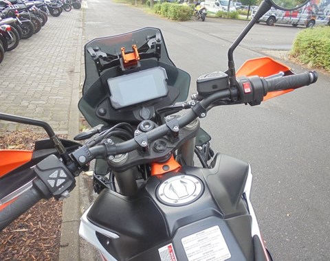 zum Vergrössern bitte anklicken!