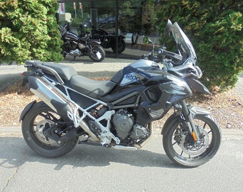 zum Vergrössern bitte anklicken!