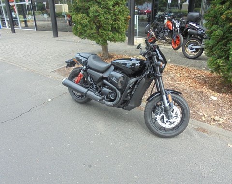 zum Vergrössern bitte anklicken!