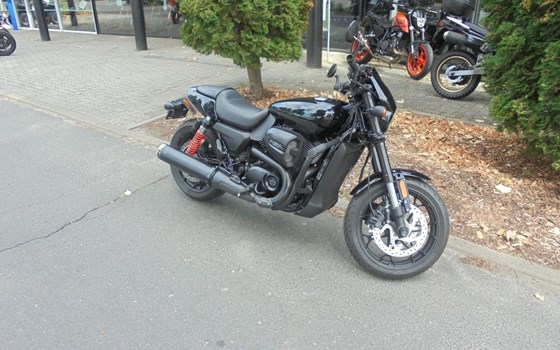 Gebrauchtmotorrad Harley-Davidson Street Rod - Bild 2