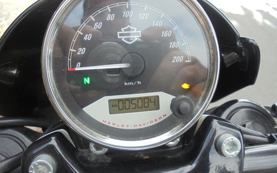 Gebrauchtmotorrad Harley-Davidson Street Rod - Bild 8