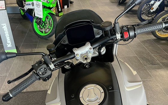 Neufahrzeug Moto Guzzi V100 Mandello Aviazione Navale - Bild 5