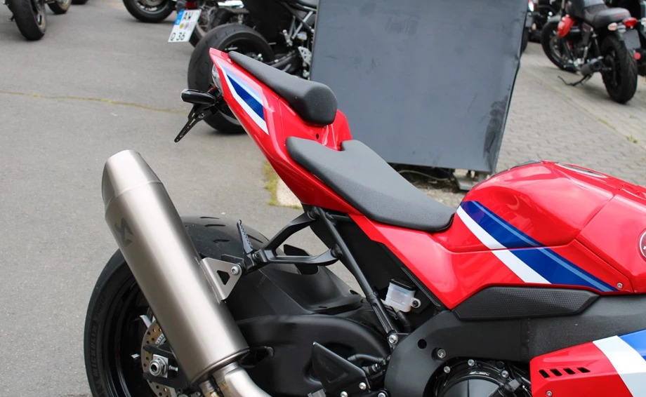 Angebot Honda CBR1000RR-R Fireblade Bild 7: Angebot Honda CBR1000RR-R Fireblade