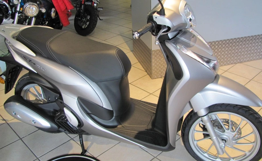 Angebot Honda SH125 Bild 1: Angebot Honda SH125