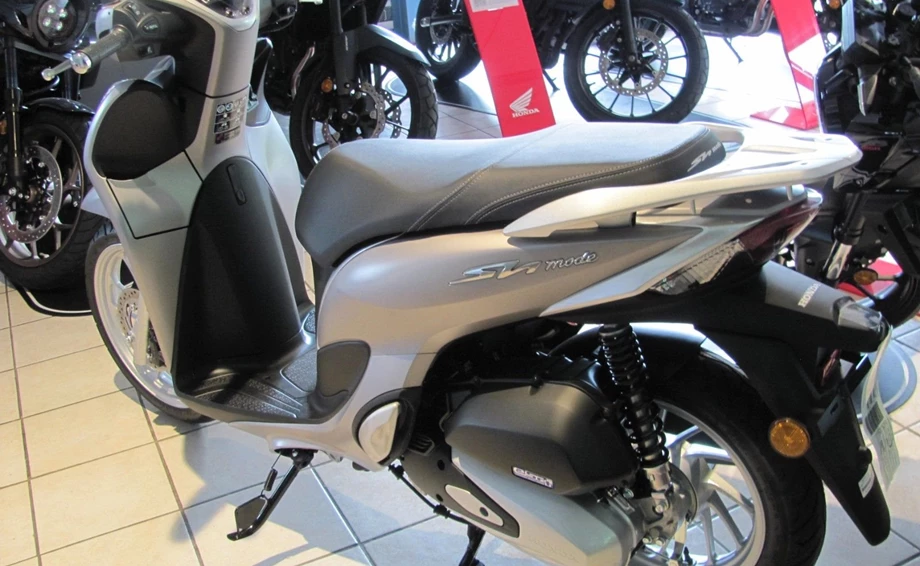 Angebot Honda SH125 Bild 4: Angebot Honda SH125