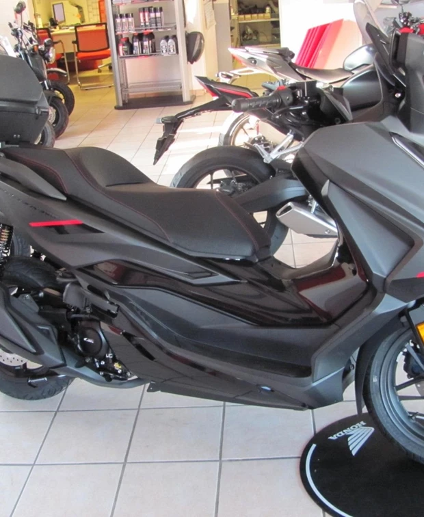 Honda Forza 125