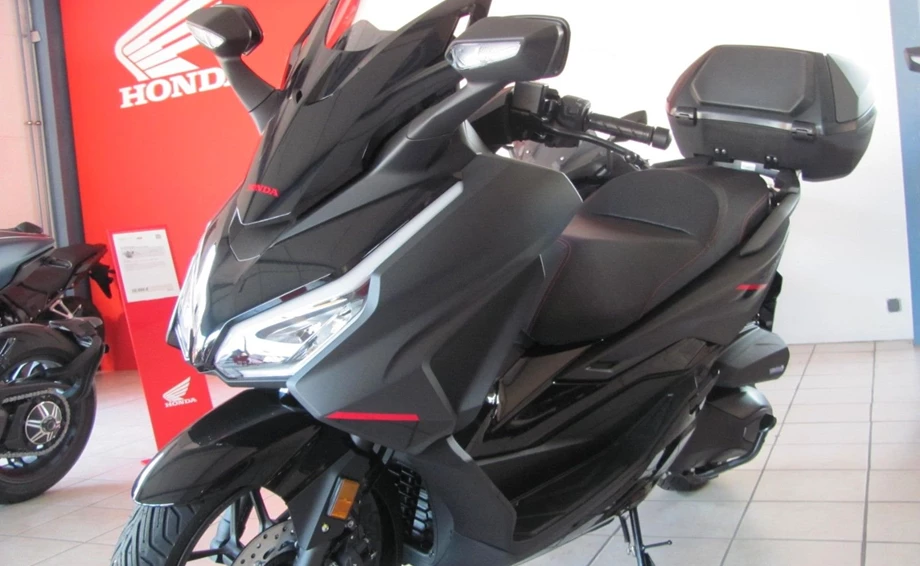 Angebot Honda Forza 125 Bild 4: Angebot Honda Forza 125
