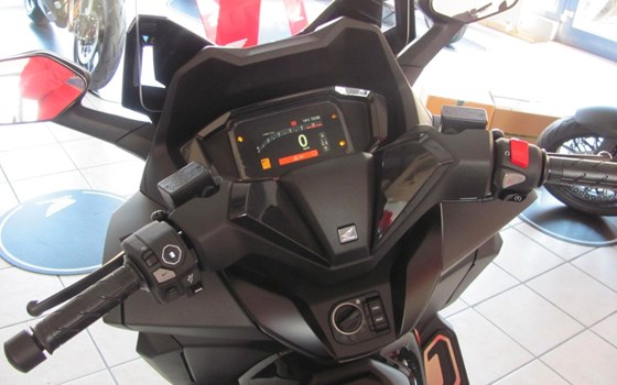 Neufahrzeug Honda Forza 125 - Bild 5