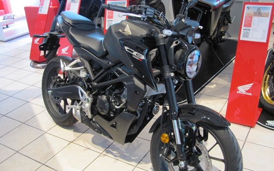 Neufahrzeug Honda CB125R - Bild 1