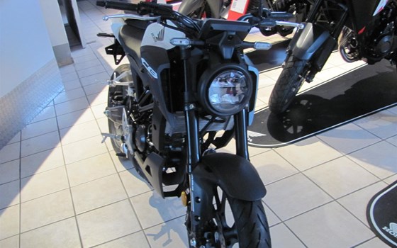 Neufahrzeug Honda CB125R - Bild 12