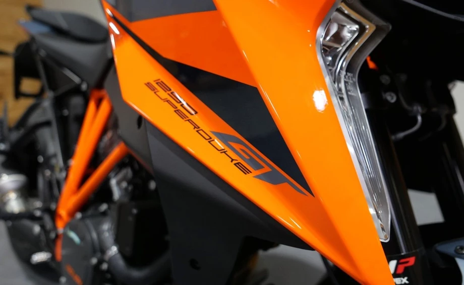 Angebot KTM 1290 Super Duke GT Bild 5: Angebot KTM 1290 Super Duke GT