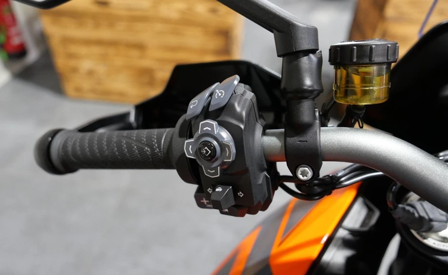 Angebot KTM 1290 Super Duke GT Bild 8: Angebot KTM 1290 Super Duke GT