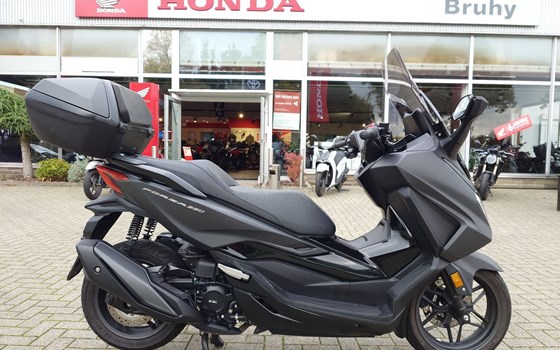Gebrauchtmotorrad Honda Forza 350 - Bild 1