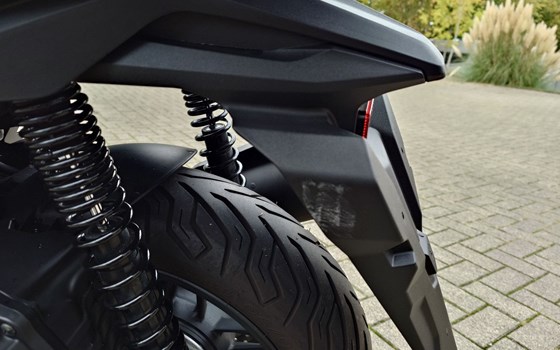 Gebrauchtmotorrad Honda Forza 350 - Bild 20