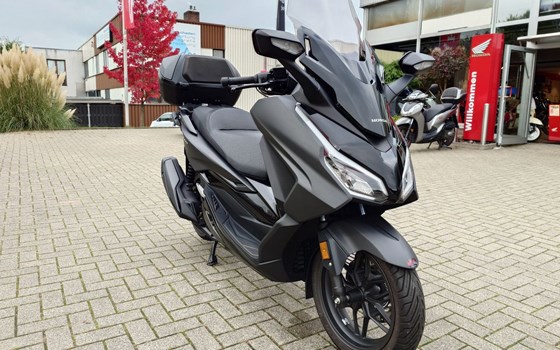 Gebrauchtmotorrad Honda Forza 350 - Bild 4