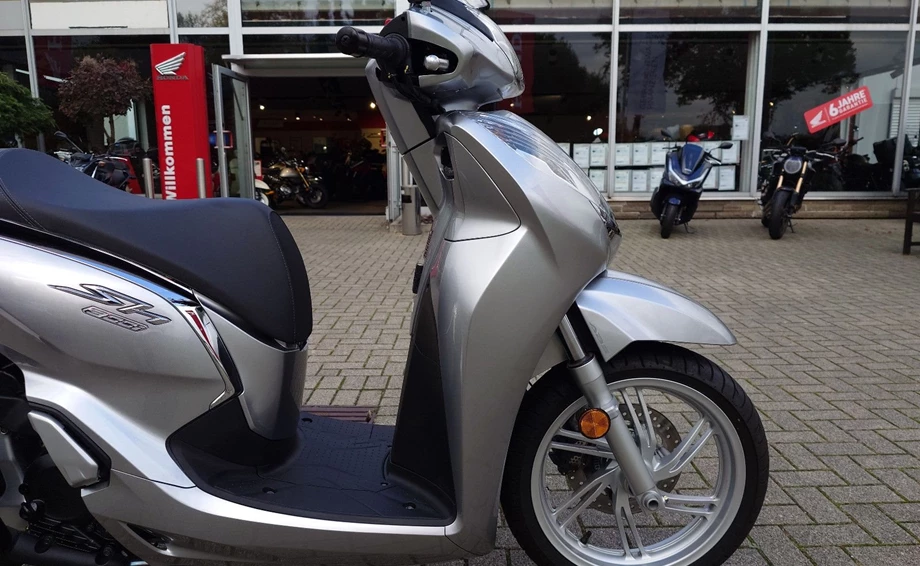 Angebot Honda SH300i Bild 3: Angebot Honda SH300i