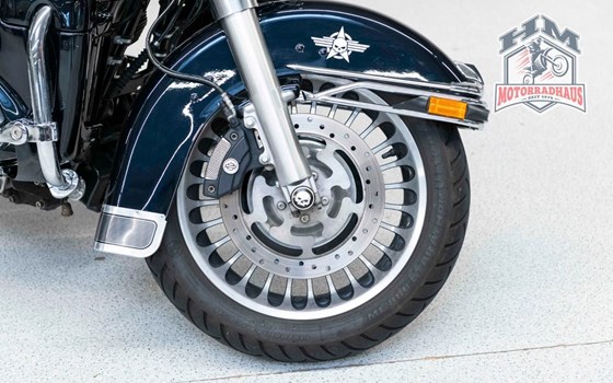 Gebrauchtmotorrad Harley-Davidson Electra Glide Ultra Classic FLHTCU - Bild 15