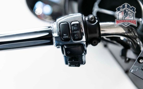 Gebrauchtmotorrad Harley-Davidson Electra Glide Ultra Classic FLHTCU - Bild 6