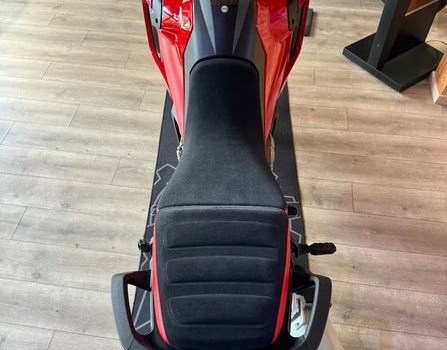 Neufahrzeug MV Agusta Enduro Veloce - Bild 7