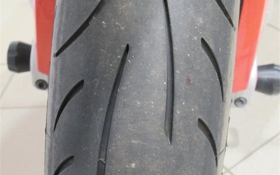 Gebrauchtmotorrad BMW S 1000 R - Bild 10