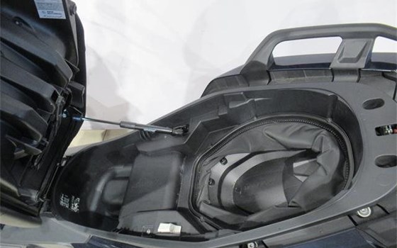 Gebrauchtmotorrad BMW C 400 GT - Bild 17 Gebrauchtmotorrad BMW C 400 GT - Bild 17