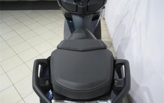 Gebrauchtmotorrad BMW C 400 GT - Bild 20