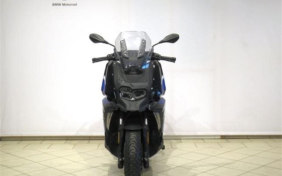 Gebrauchtmotorrad BMW C 400 X - Bild 3 Gebrauchtmotorrad BMW C 400 X - Bild 3