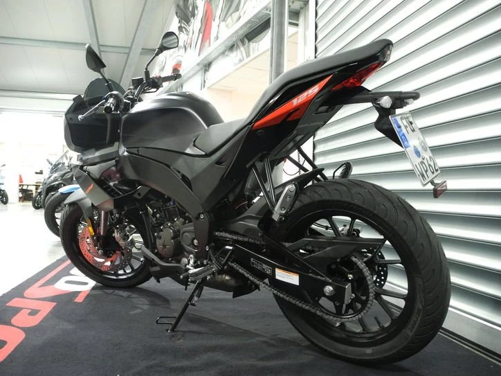 Offer Aprilia Tuono 125 Bild 2: Offer Aprilia Tuono 125