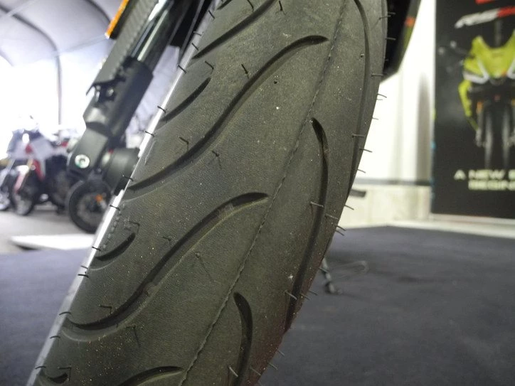 Offer Aprilia Tuono 125 Bild 6: Offer Aprilia Tuono 125