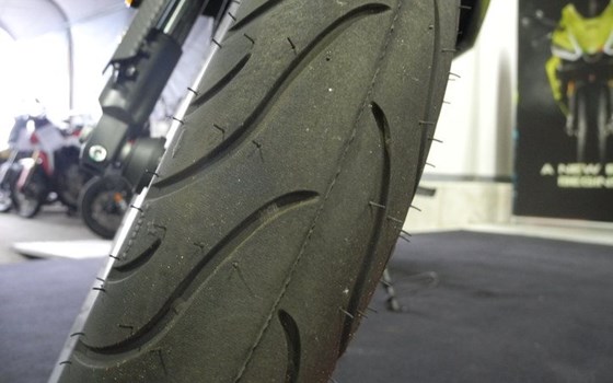 Gebrauchtmotorrad Aprilia Tuono 125 - Bild 6