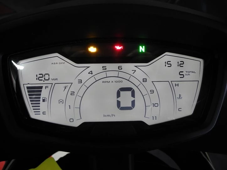 Offer Aprilia Tuono 125 Bild 7: Offer Aprilia Tuono 125