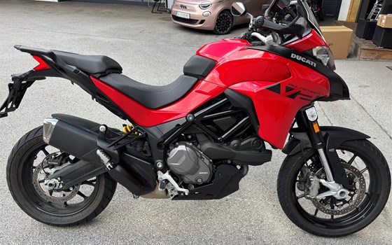 Gebrauchtmotorrad Ducati Multistrada V2 - Bild 1 Gebrauchtmotorrad Ducati Multistrada V2 - Bild 1