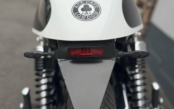 Gebrauchtmotorrad Triumph Thruxton Ace - Bild 6