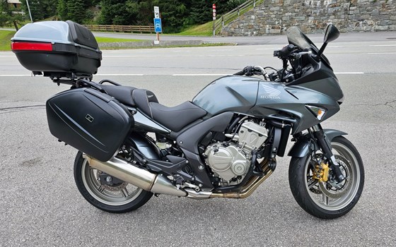 Gebrauchtmotorrad Honda CBF 600 S - Bild 10