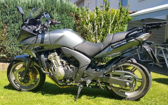 Gebrauchtmotorrad Honda CBF 600 S - Bild 3